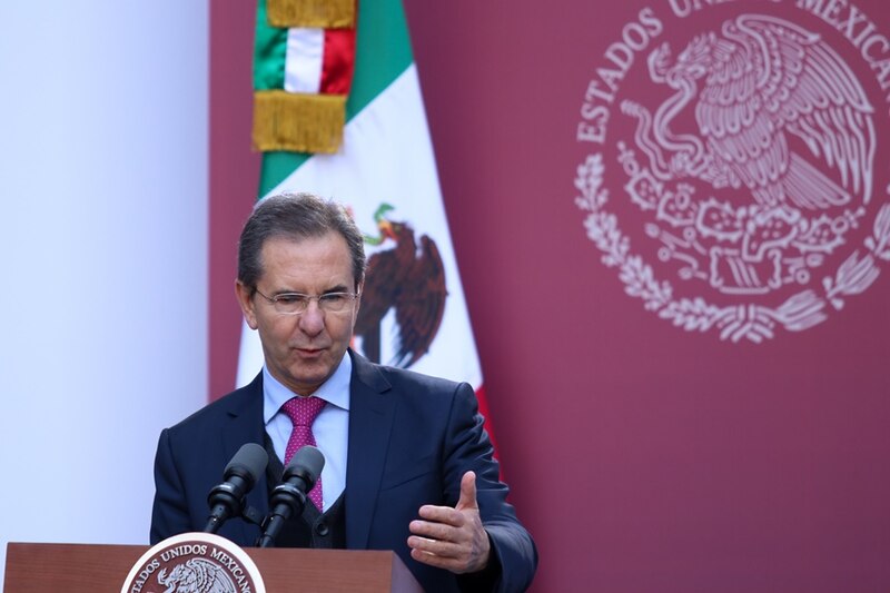 El presidente de México, Enrique Peña Nieto, da un discurso.