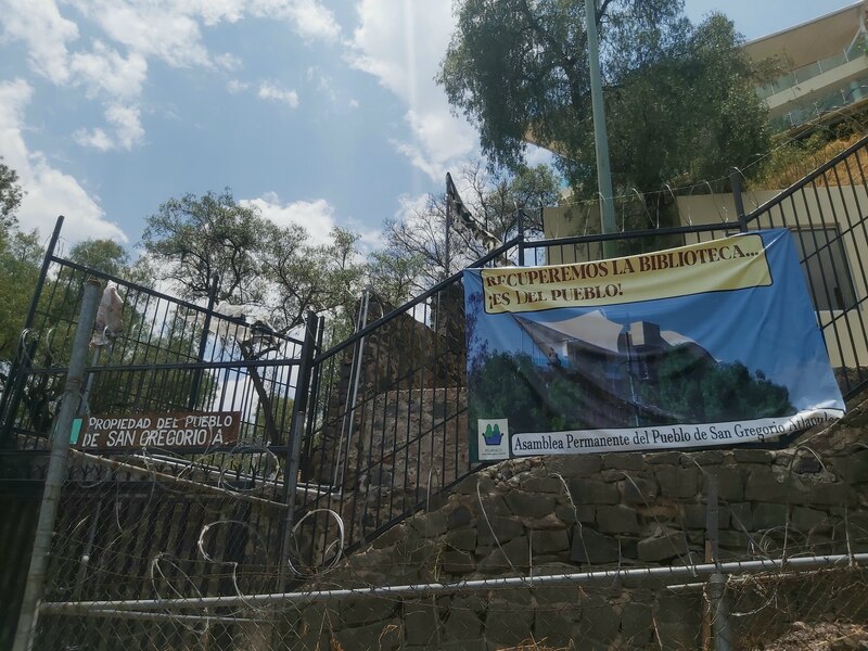 Recuperemos la biblioteca, es del pueblo