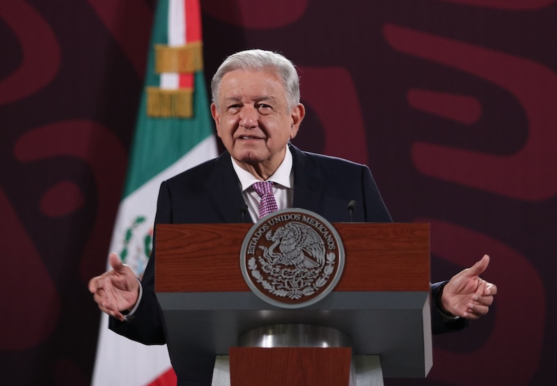 El presidente Andrés Manuel López Obrador da un discurso.