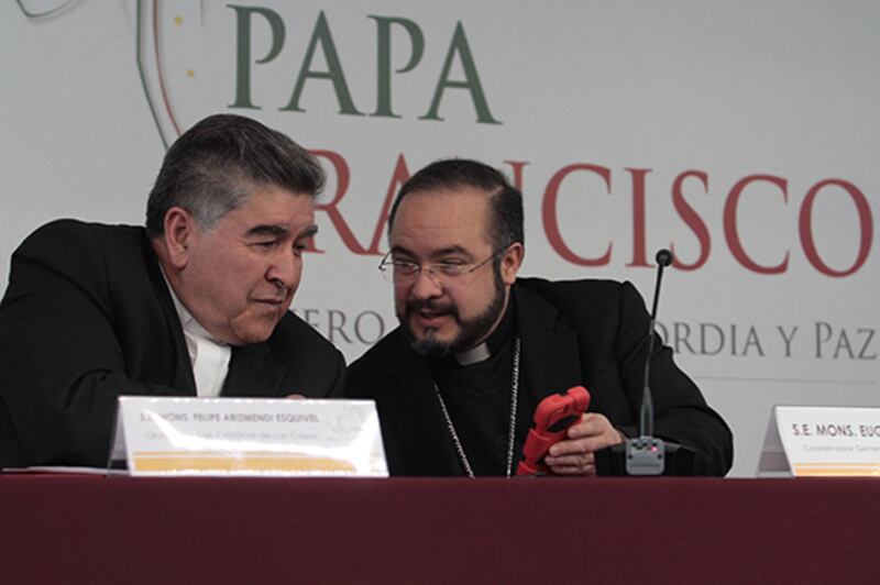 El Papa Francisco se reúne con el Arzobispo de Santiago, Ricardo Ezzati