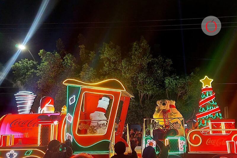 Carros alegóricos llenos de magia y producción