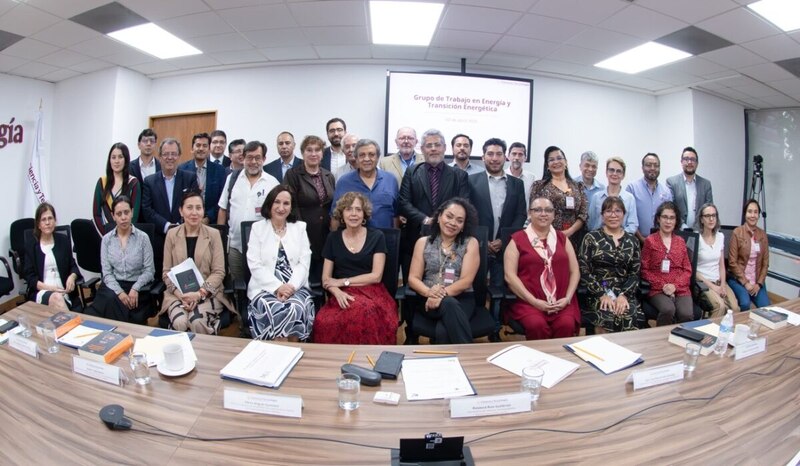 Integrantes del grupo de trabajo en energía y transición energética durante la sesión de instalación convocada por la Secihti