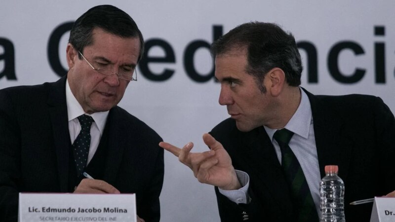 Reunión de trabajo entre el Secretario de Educación Pública, Lic. Emilio Chuayffet Chemor, y el Director General del Instituto Nacional para la Evaluación de la Educación, Dr. Eduardo Backhoff Escudero.