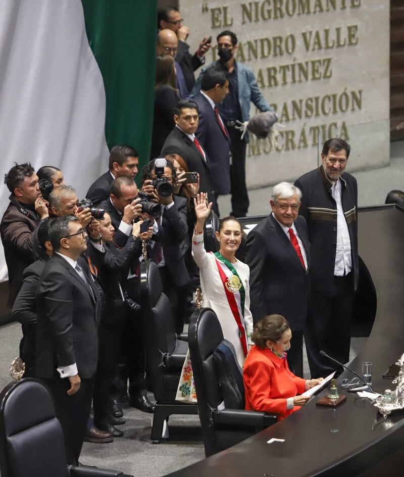 La presidenta de la Cámara de Diputados, Laura Rojas, durante la sesión en la que se aprobó la reforma eléctrica.