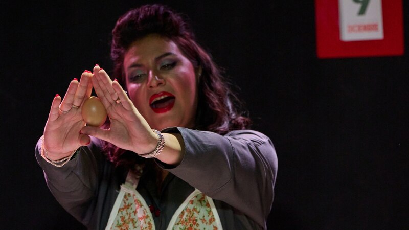 La mujer del huevo