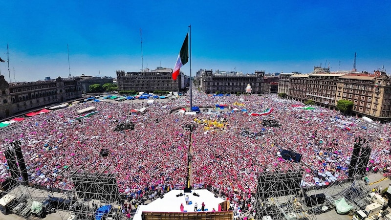 Marcha de mujeres en la Ciudad de México