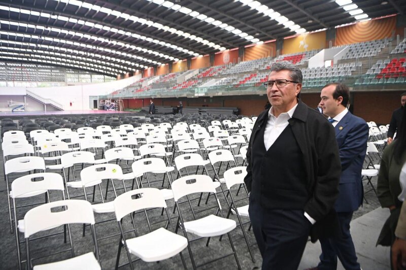 El presidente López Obrador inaugura un nuevo gimnasio en la Ciudad de México