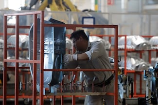 En los últimos 10 meses, reportan caída del 0.69% en producción de automóviles en México