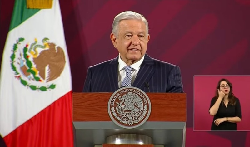 El presidente Andrés Manuel López Obrador da un discurso.