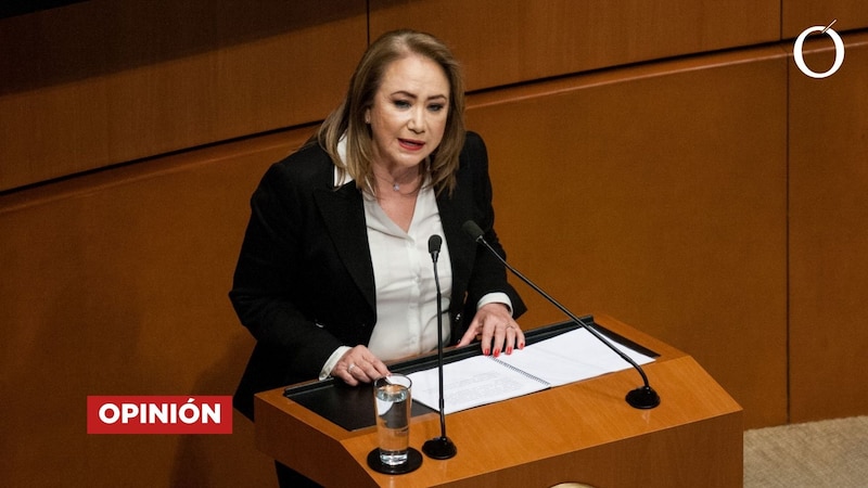 La presidenta del Congreso, María del Carmen Alva, durante una sesión del pleno.