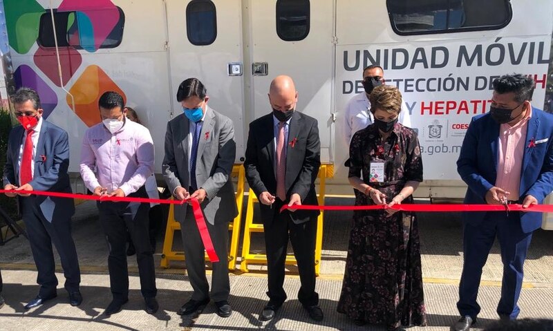 Inauguración de la unidad móvil de detección de hepatitis C