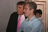 Nuevas fotografías junto a Epstein ponen en entredicho la ‘poca relación’ con Trump