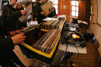 El sonido en espiral: así explica la ciencia el encanto del vinilo