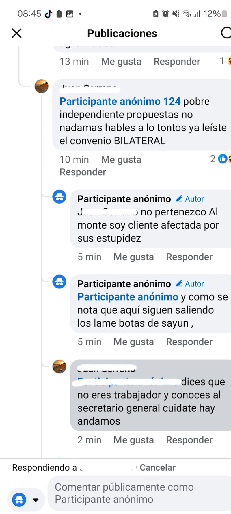 Chat en el grupo de Facebook de empleados del Monte de Piedad