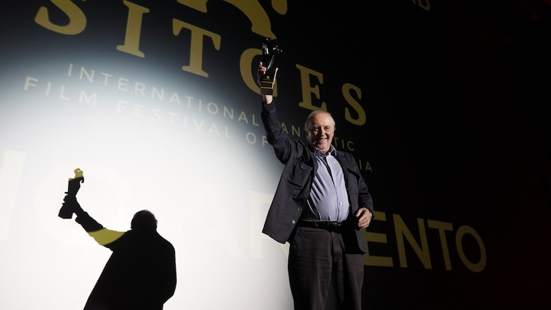 El director de cine Pedro Almodóvar recibe el premio honorífico en el Festival de Sitges