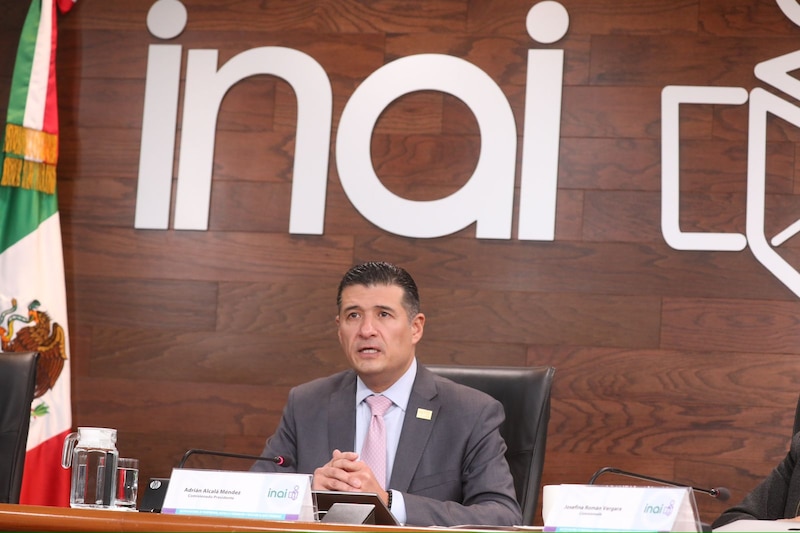 Adrián Alcalá Méndez, Comisionado Presidente del INAI