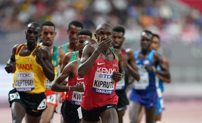 Kipruto gana la carrera de 10.000 metros en el Campeonato Mundial de Atletismo de 2019