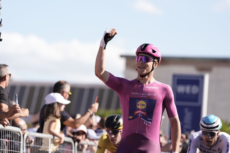 Remco Evenepoel gana la etapa 11 de La Vuelta a España 2023