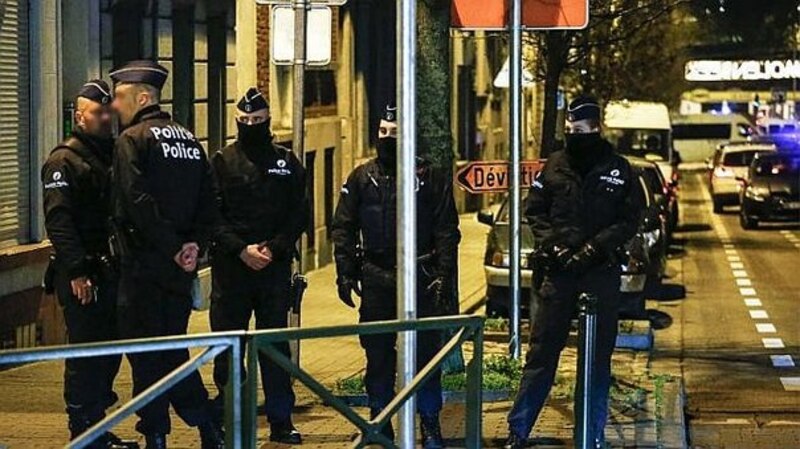 La policía francesa en estado de alerta tras los atentados de París