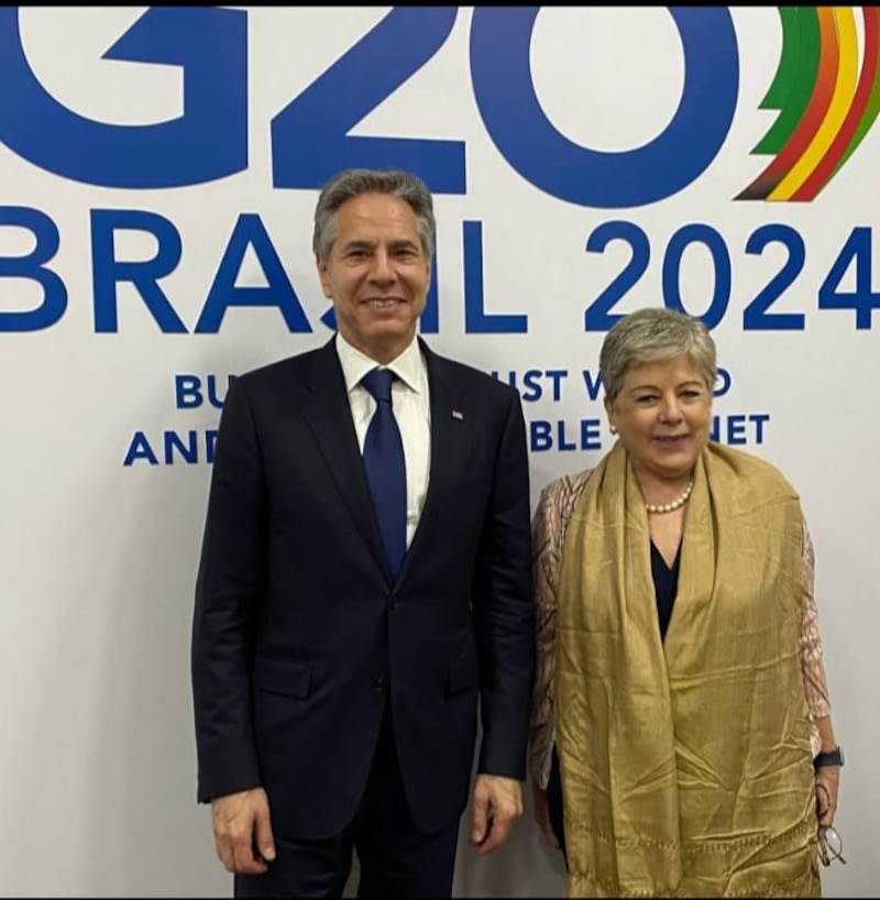 El presidente de Brasil, Jair Bolsonaro, se reúne con la directora gerente del FMI, Kristalina Georgieva, en el marco de la cumbre del G20 en Buenos Aires.