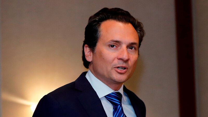 El presidente de México, Enrique Peña Nieto, da un discurso.