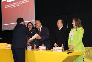 Edoméx reconoce a instituciones públicas por seguridad e higiene laboral