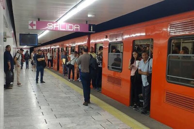 Un vagón del metro de la Ciudad de México