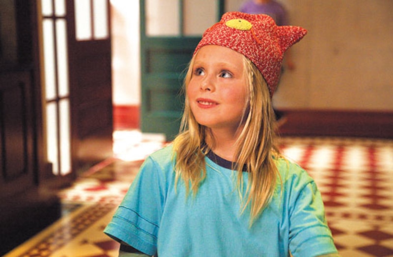 La niña del gorro rojo