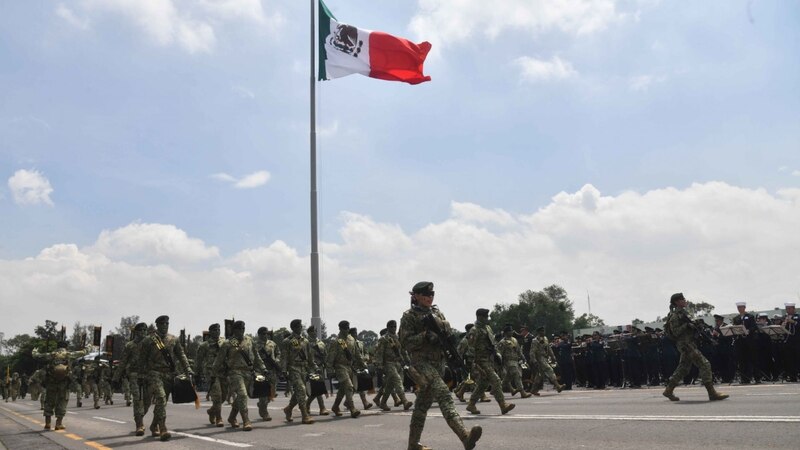 Desfile militar en México