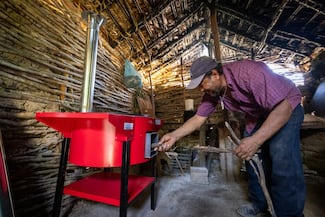 DIF Tamaulipas entrega estufas ecológicas en comunidades rurales 