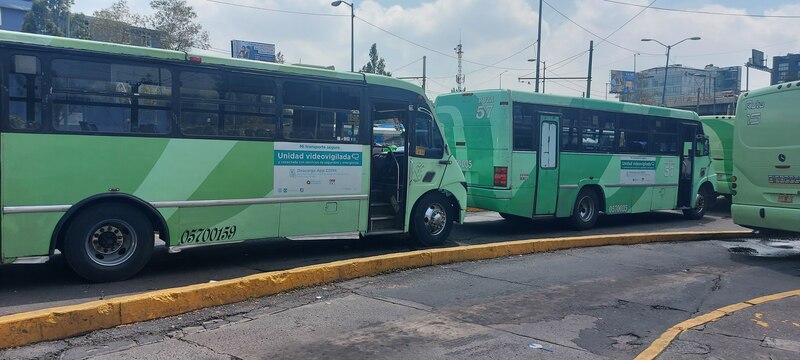 Autobuses verdes en la Ciudad de México