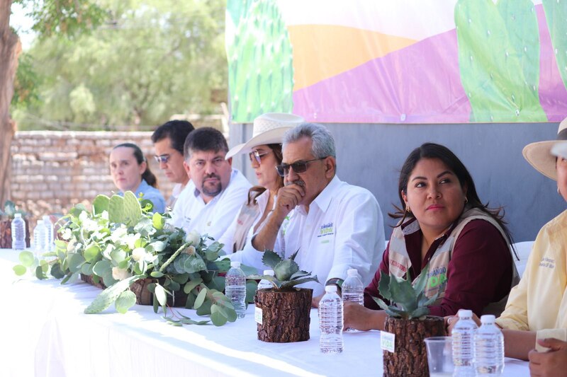 Reunión de trabajo para el desarrollo de la comunidad