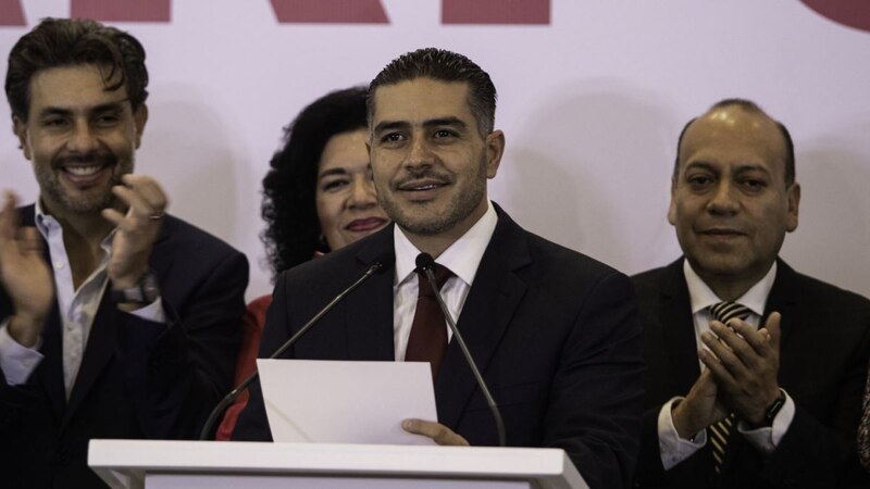 El presidente electo de México, Andrés Manuel López Obrador, pronuncia un discurso durante un evento público.