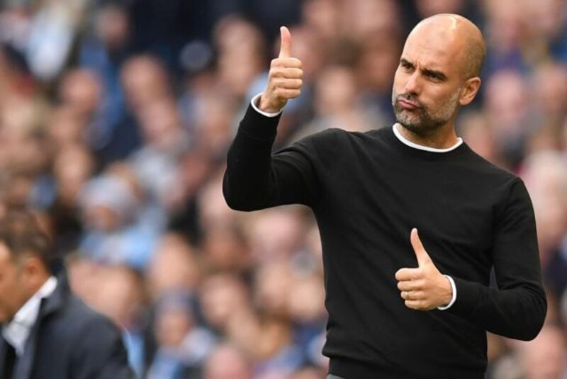 Pep Guardiola, el entrenador del Manchester City, celebra la victoria de su equipo