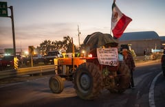 Llega la caravana de tractores a CDMX para protestar por la Ley de Aguas en la Cámara de Diputados