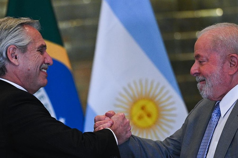 Presidentes de Argentina y Brasil se reúnen para fortalecer el Mercosur