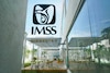 Denuncian proveedores del IMSS Bienestar falta de pago; en riesgo miles de empleos