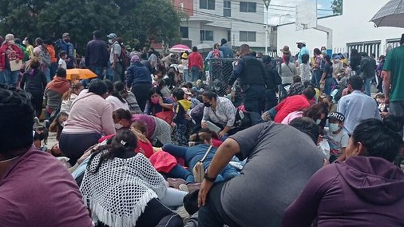 Multitud de personas en una protesta