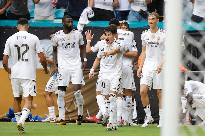 Fran García de Real Madrid celebra un gol en el partido del Mundial de Clubes entre Real Madrid y Juventus en el estadio Hard Rock de Miami.