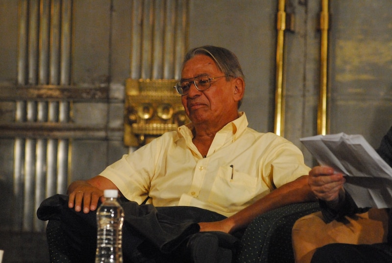 El escritor peruano Mario Vargas Llosa en una conferencia.