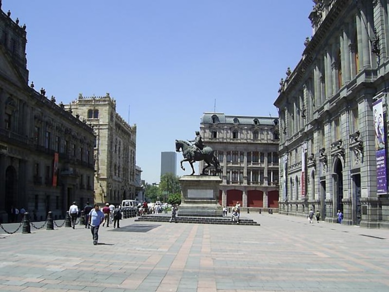 Monumento a Carlos IV en la Ciudad de México