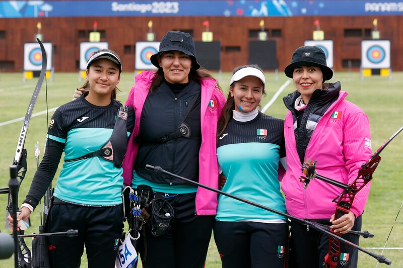 ¡México en lo más alto! El equipo femenil de tiro con arco se lleva el oro en Santiago 2023