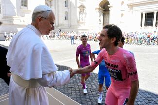 Simon Yates sorprende al ciclismo: el campeón del Giro anuncia su retiro a los 33 años