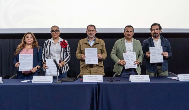 Firma del convenio entre Cinépolis y Profeco para unirse al programa Conciliaexprés y facilitar la solución de quejas