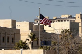 Embajada de EU pide a sus ciudadanos salir de Israel por tensión en Irán