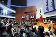 “Encontronazo” en Senado por asesinato de Carlos Manzo; “idiota, llora por los mexicanos”, fustiga Lily Téllez a Noroña