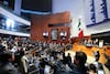 “Encontronazo” en Senado por asesinato de Carlos Manzo; “idiota, llora por los mexicanos”, fustiga Lily Téllez a Noroña