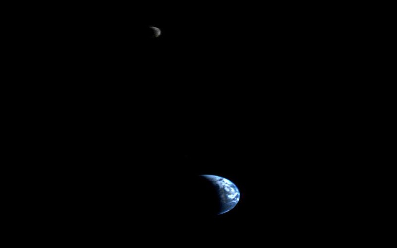 La Tierra y la Luna