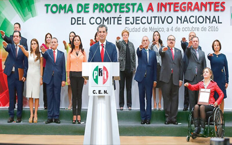 Toma de protesta a integrantes del Comité Ejecutivo Nacional del PRI
