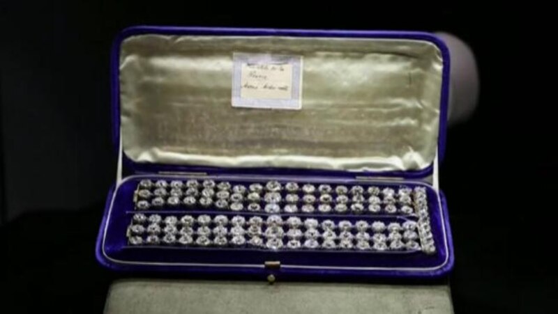 Pulsera de diamantes de la Reina Isabel II
